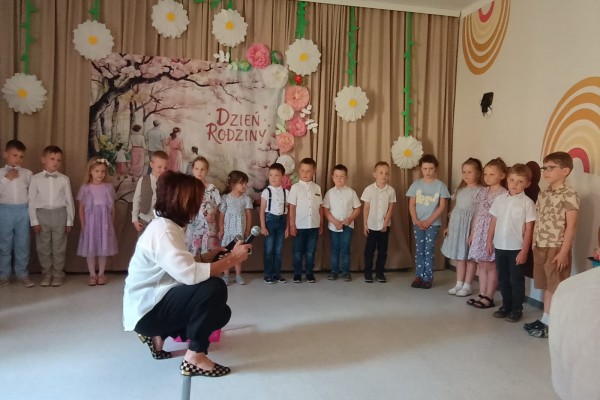 Zajęcia kreatywne z okazji Dnia Rodziny