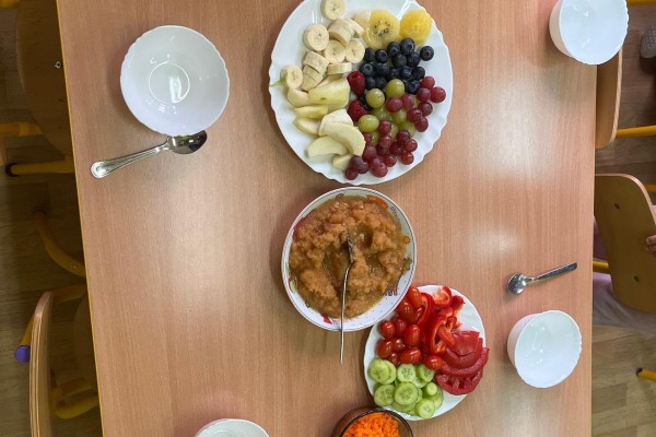 Jesienne owoce – prosto z sadu i ogródka