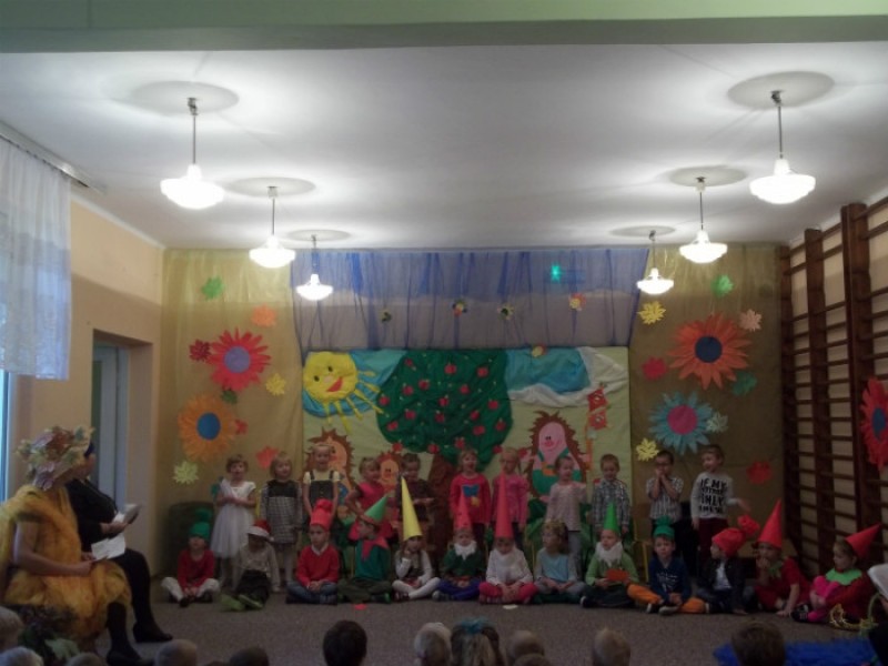 WIADOMOŚCI Z PAŹDZIERNIKA